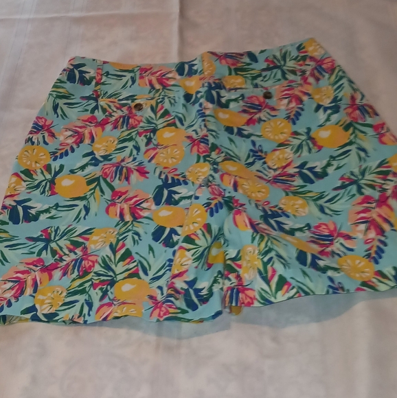 Kim Roger's Women's Shorts with pockets on front and back Size 14 - Picture 6 of 11